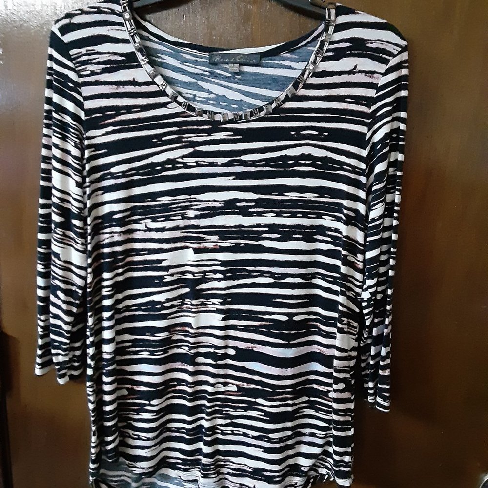 STRIPED LONG SLEEVE PULLOVER SIZE L